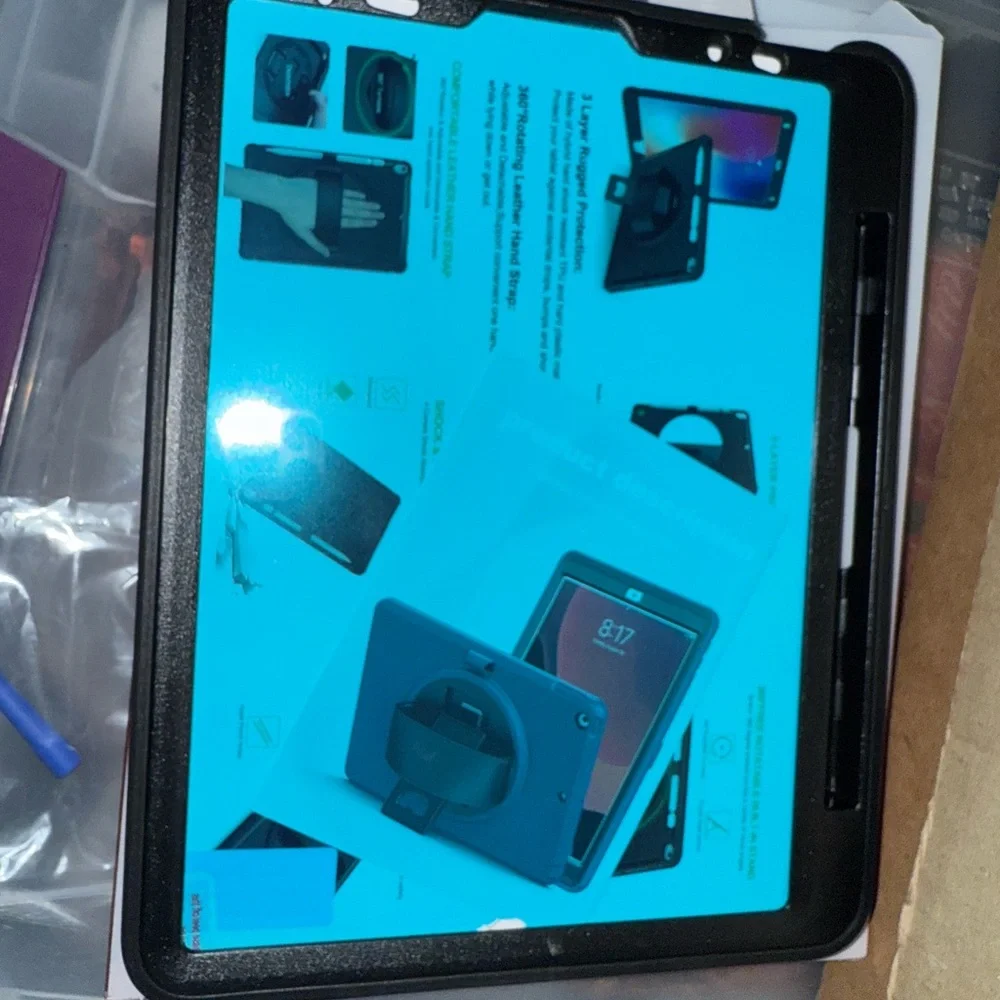 Black IPad Pro 11” Case with Stand